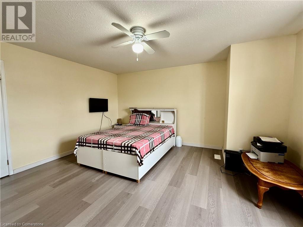 31 Reistview Street, Kitchener, Ontario  N2E 4H3 - Photo 24 - 40725526