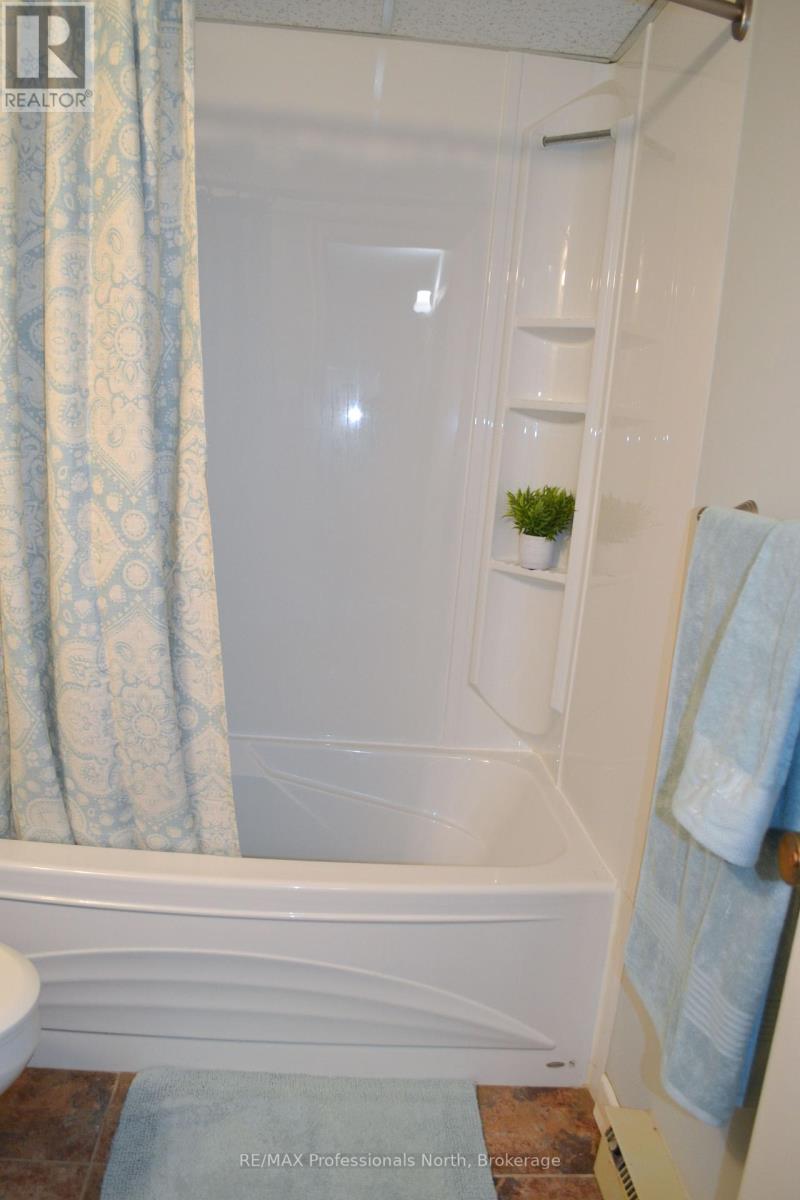 22 - 26 Herman Avenue, Huntsville, Ontario  P1H 1J6 - Photo 16 - X12129299