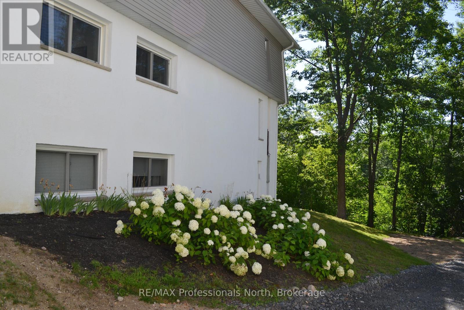 22 - 26 Herman Avenue, Huntsville, Ontario  P1H 1J6 - Photo 21 - X12129299