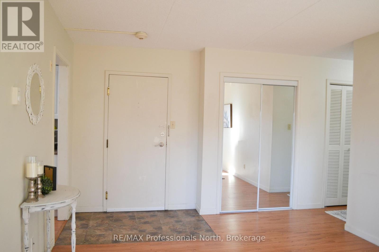 22 - 26 Herman Avenue, Huntsville, Ontario  P1H 1J6 - Photo 6 - X12129299