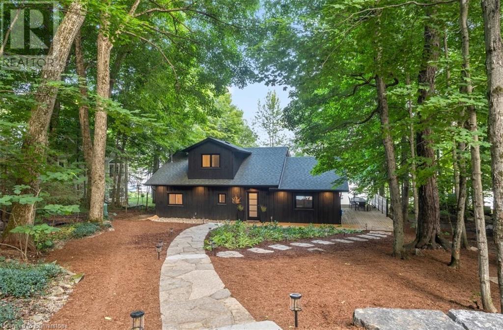 1140 FOXPOINT Road, Bracebridge, Ontario