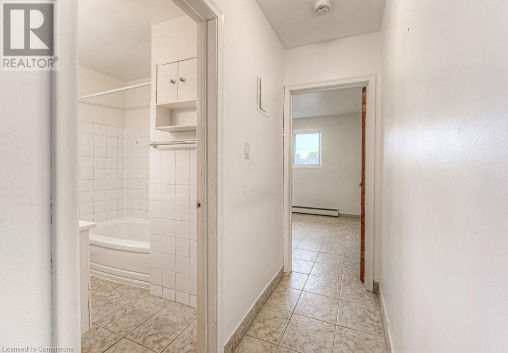 24 Cait Avenue, Kitchener, Ontario  N2C 1G4 - Photo 13 - 40719549