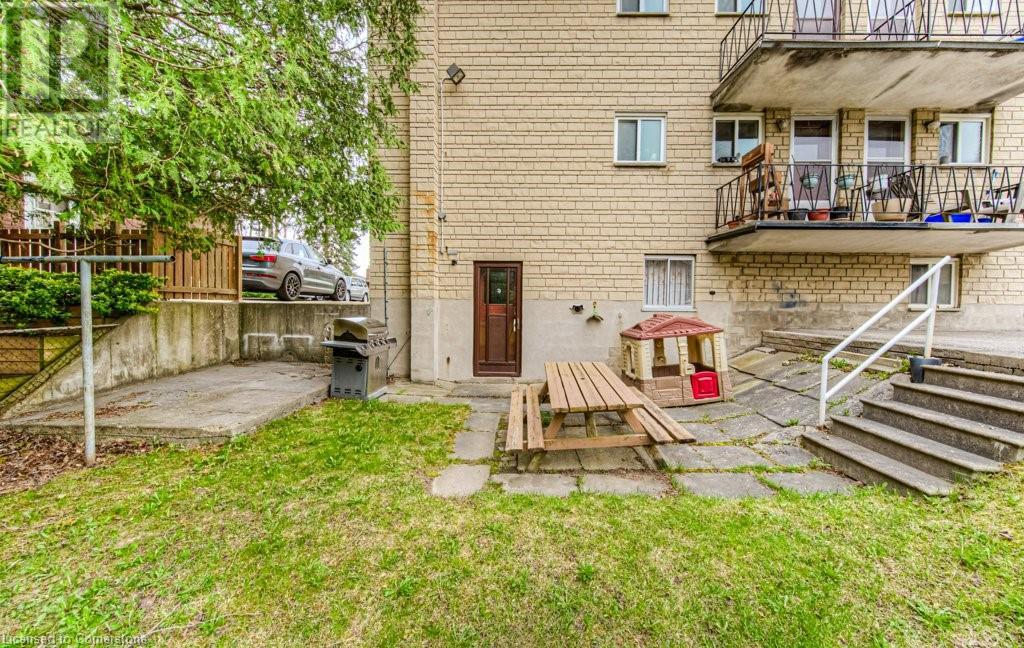 24 Cait Avenue, Kitchener, Ontario  N2C 1G4 - Photo 24 - 40719549
