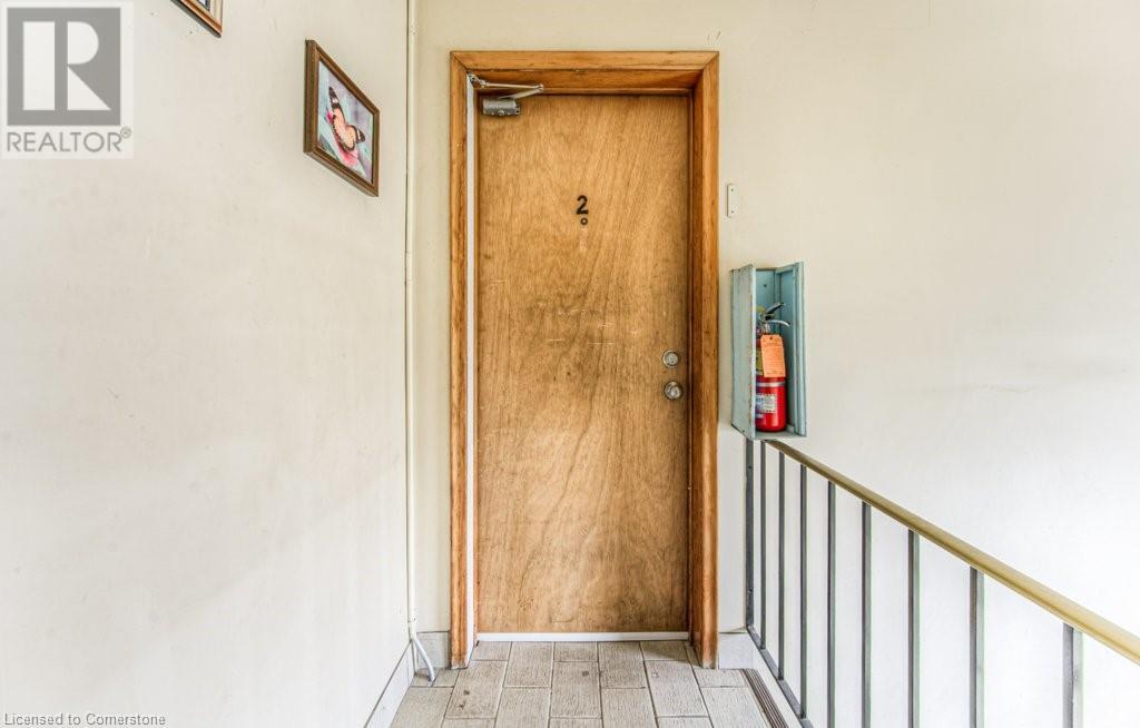 24 Cait Avenue, Kitchener, Ontario  N2C 1G4 - Photo 4 - 40719549