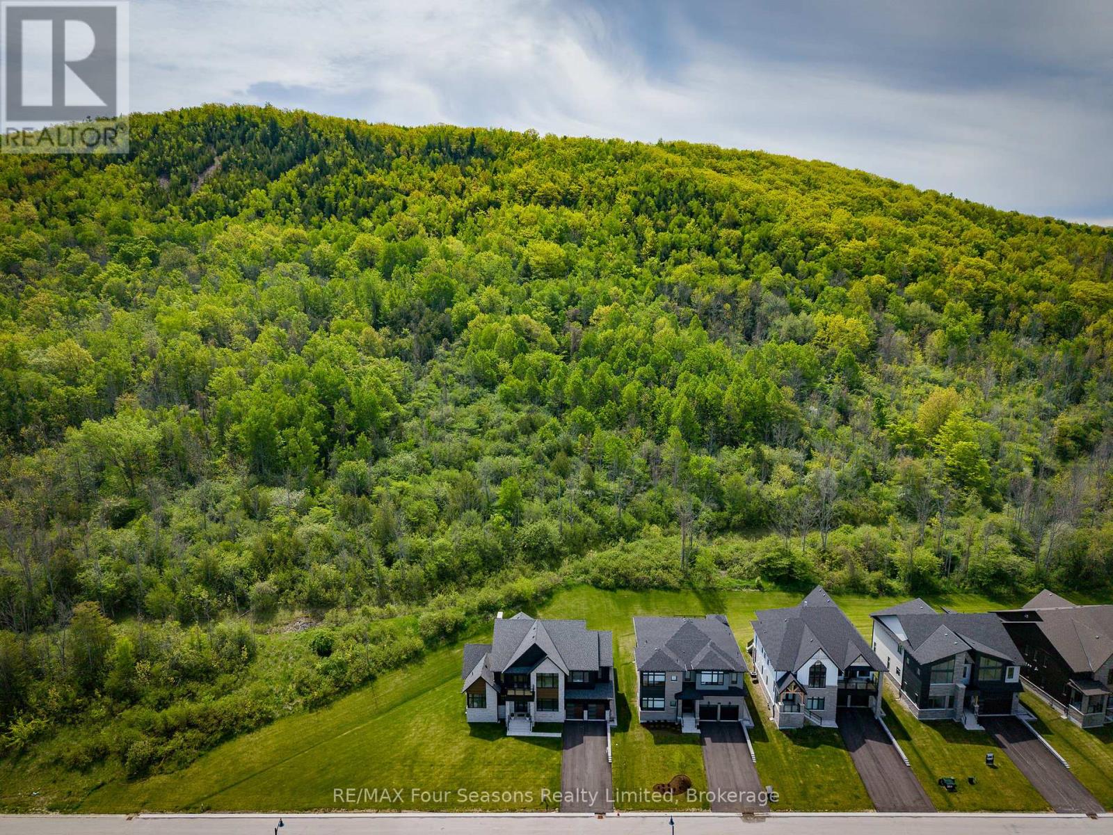 132 Dorothy Drive, Blue Mountains, Ontario  N0H 2P0 - Photo 40 - X12129457