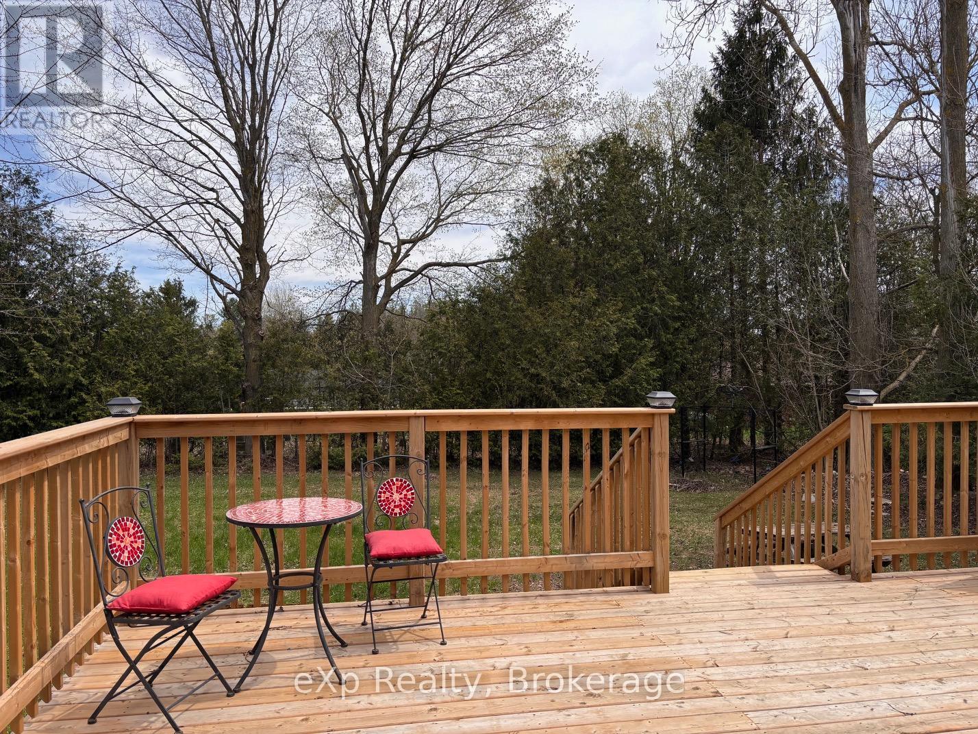572 Louisa Street, West Grey, Ontario  N0G 1C0 - Photo 8 - X12129479
