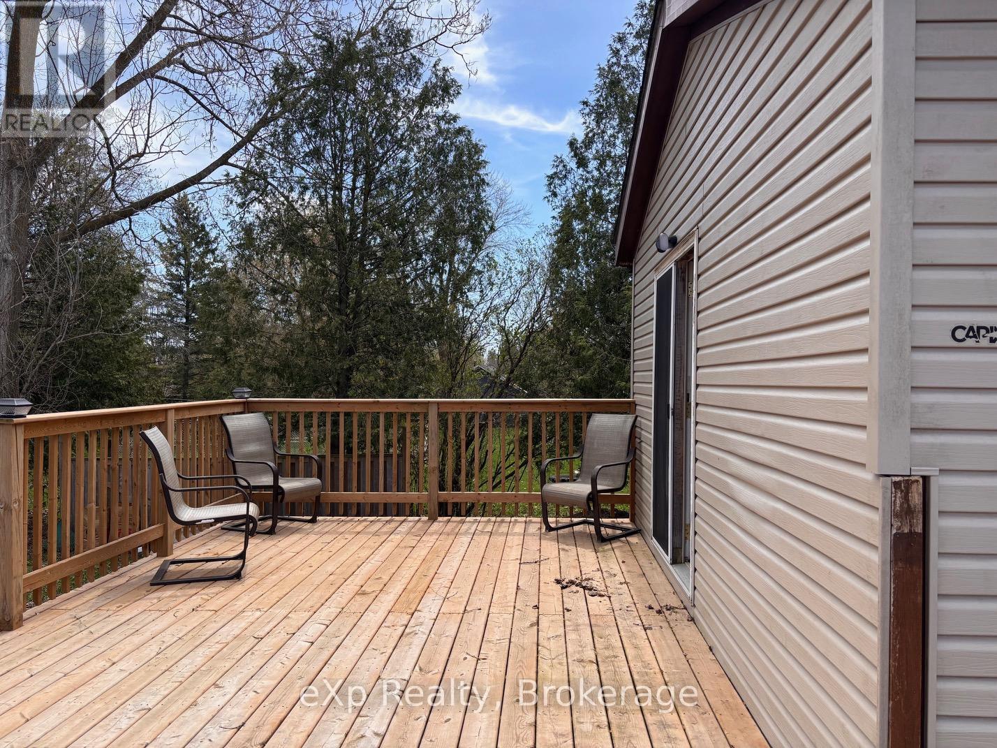 572 Louisa Street, West Grey, Ontario  N0G 1C0 - Photo 9 - X12129479