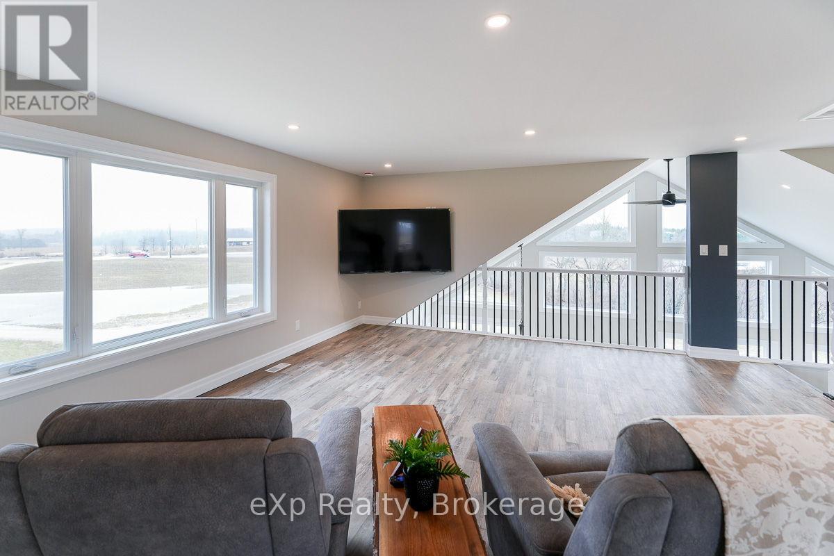 315225 Hwy 6, Chatsworth, Ontario  N0H 2V0 - Photo 26 - X12129484