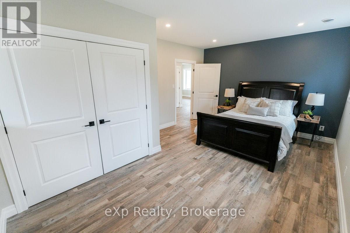 315225 Hwy 6, Chatsworth, Ontario  N0H 2V0 - Photo 41 - X12129484