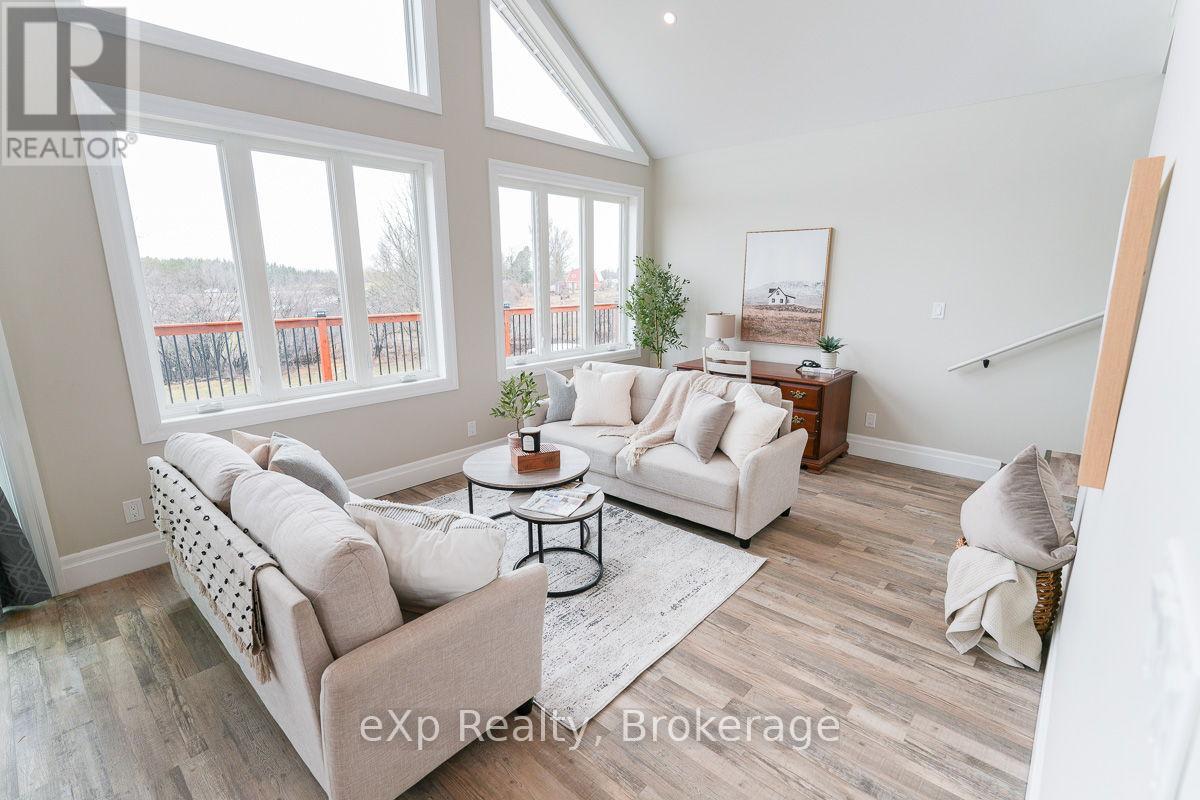 315225 Hwy 6, Chatsworth, Ontario  N0H 2V0 - Photo 5 - X12129484