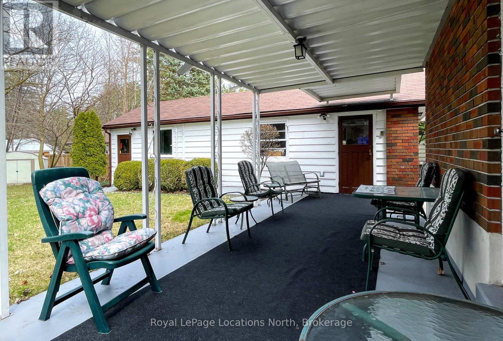 212 Kirkwood Drive, Clearview, Ontario  L0M 1S0 - Photo 7 - S12129549
