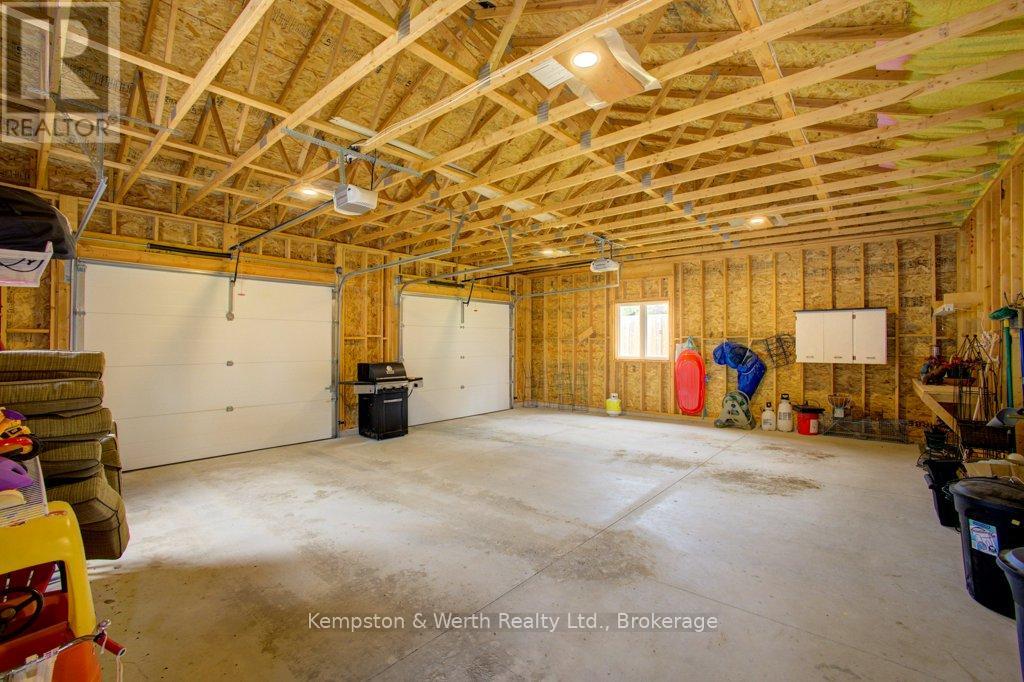 112 Old Bridge Road S, West Grey, Ontario  N4N 3B8 - Photo 25 - X12129544