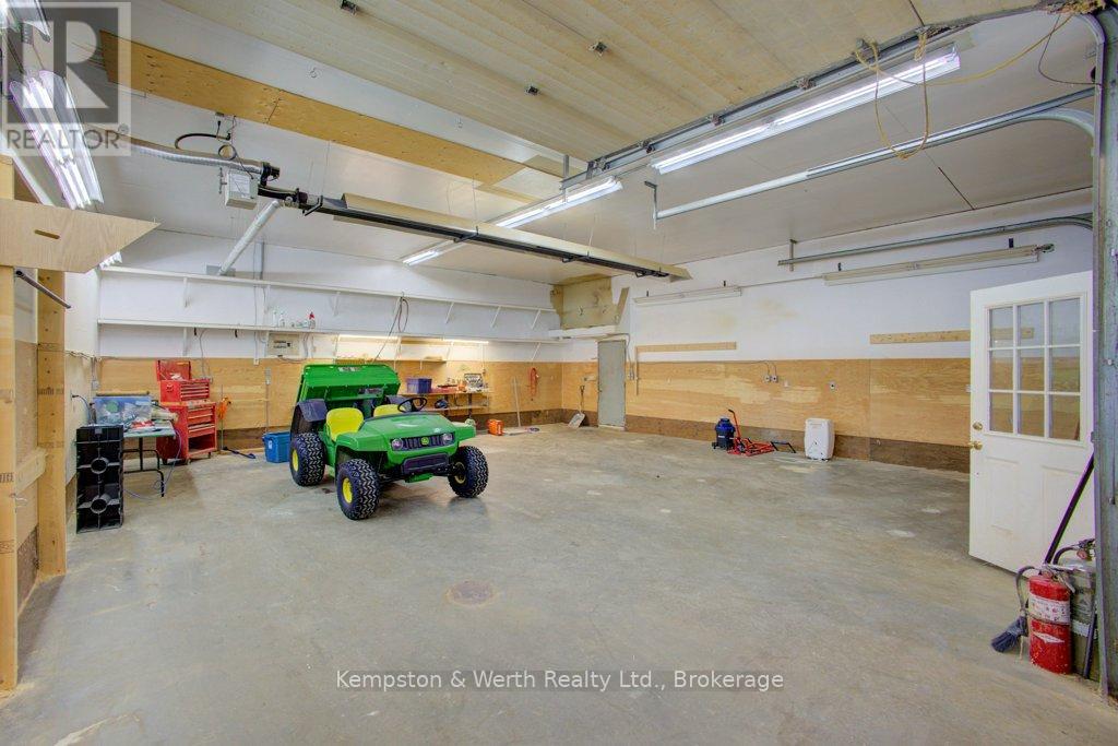 112 Old Bridge Road S, West Grey, Ontario  N4N 3B8 - Photo 29 - X12129544