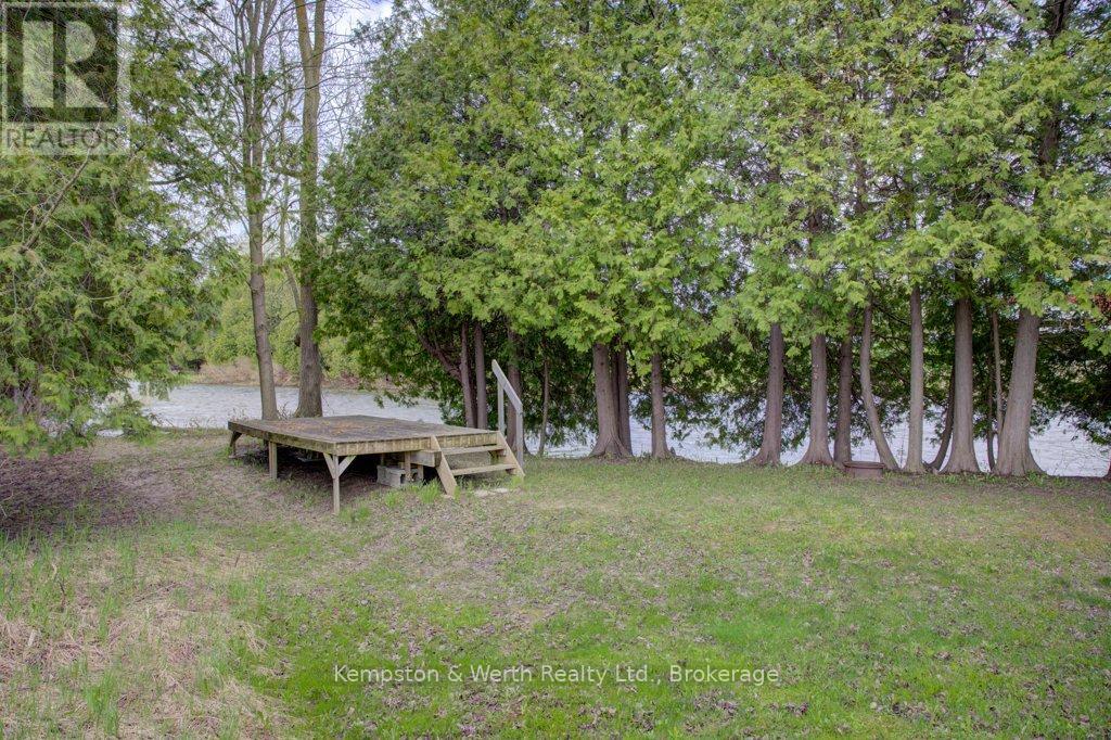 112 Old Bridge Road S, West Grey, Ontario  N4N 3B8 - Photo 40 - X12129544