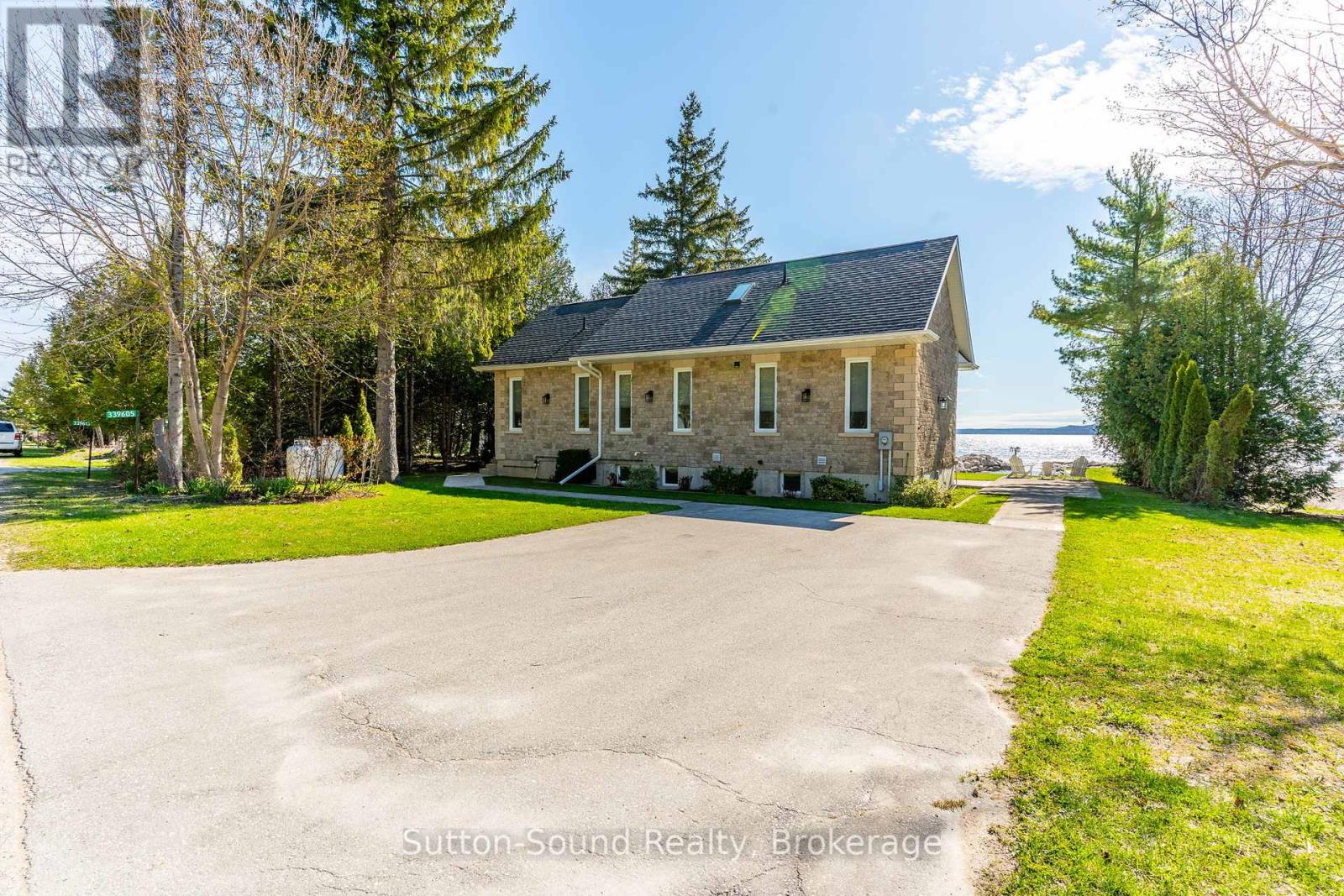 339605 Presqu'ile Road, Georgian Bluffs, Ontario  N0H 1S0 - Photo 1 - X12129641