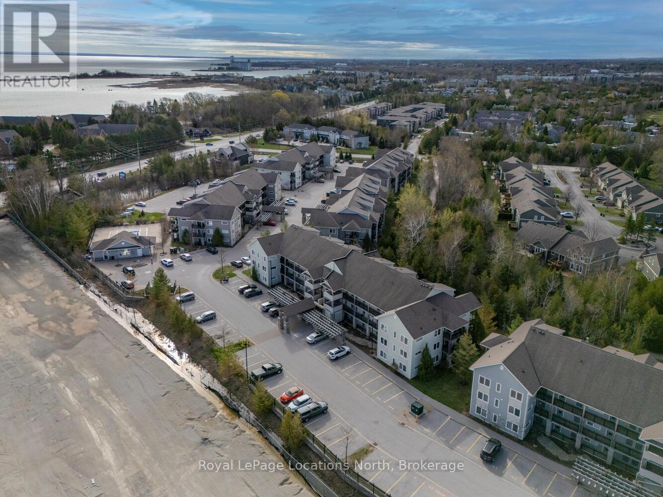 208 - 6 Brandy Lane Drive, Collingwood, Ontario  L9Y 0X4 - Photo 40 - S12129687