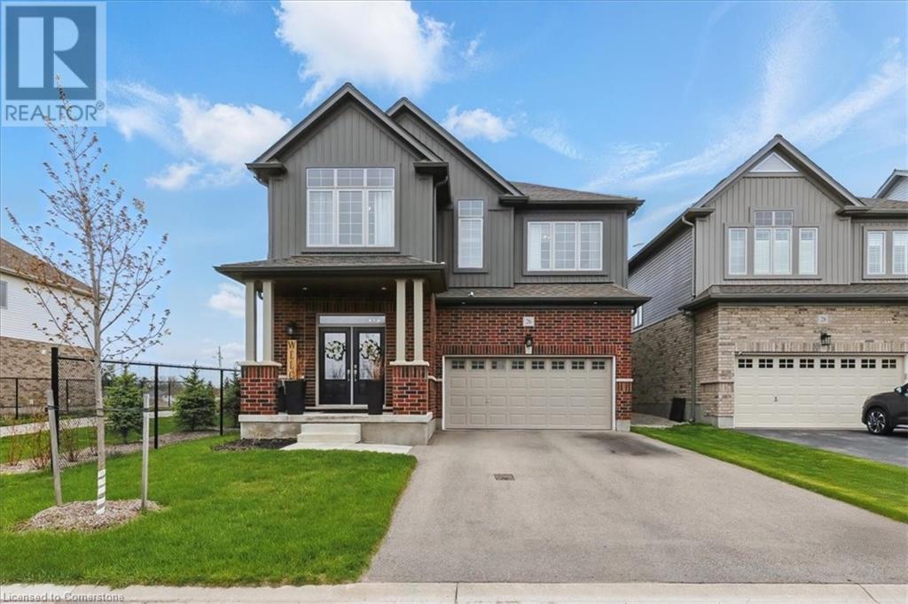 26 GOURLAY FARM Lane, Ayr, Ontario