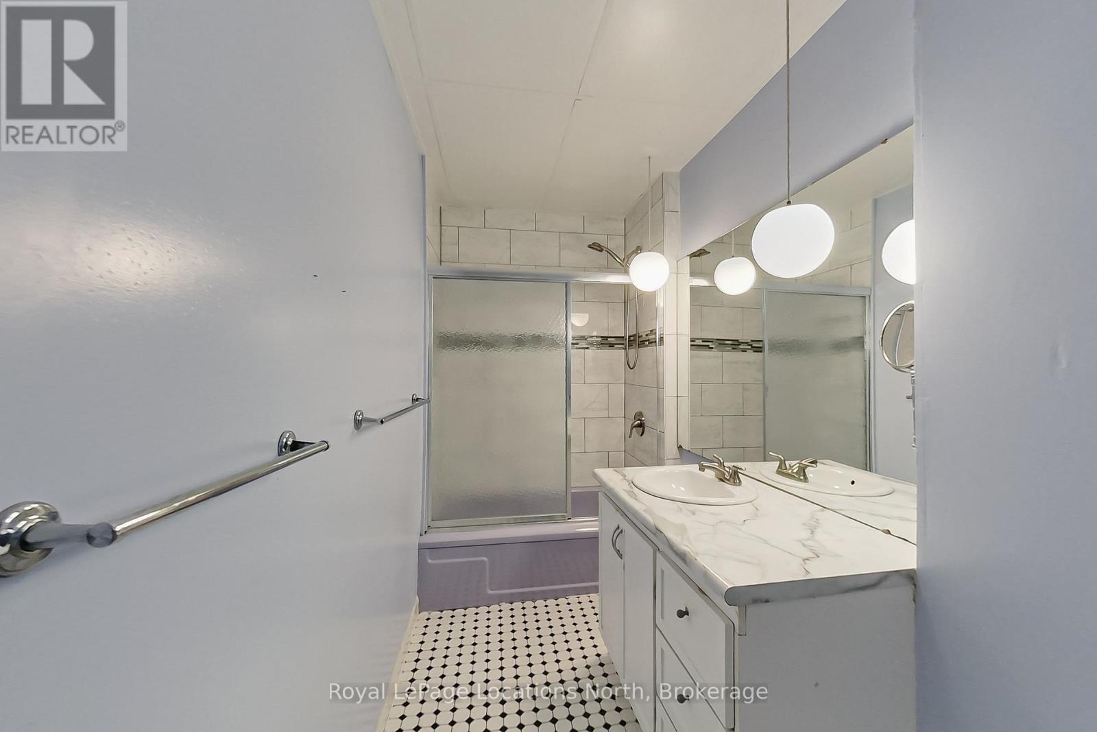 9 Collingwood Street W, Meaford, Ontario  N4L 1N8 - Photo 22 - X12129963