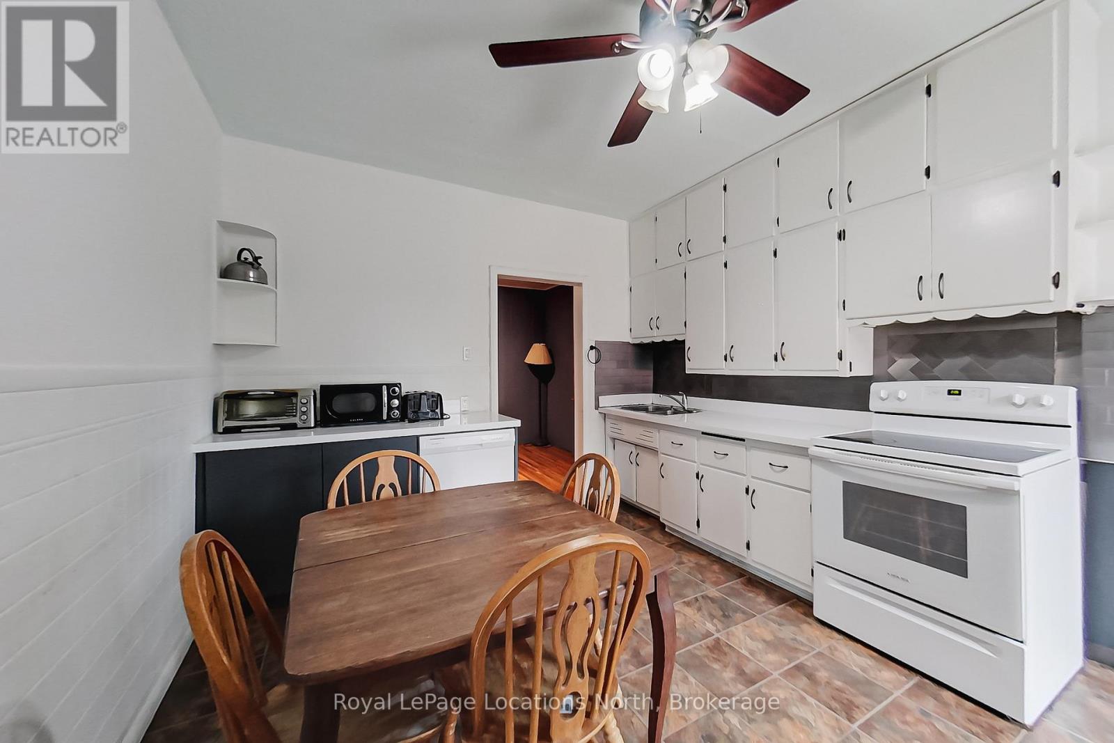 9 Collingwood Street W, Meaford, Ontario  N4L 1N8 - Photo 9 - X12129963