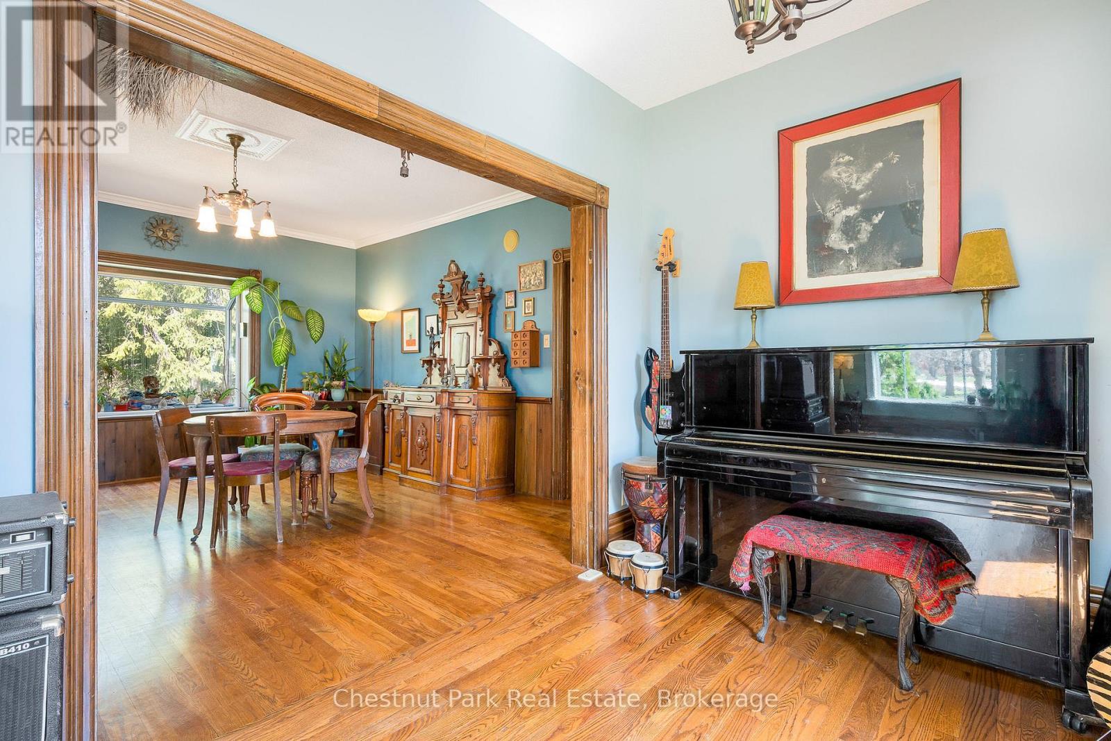 56 Napier Street E, Blue Mountains, Ontario  N0H 2P0 - Photo 11 - X12129990