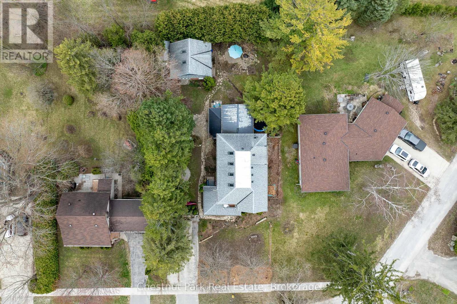 56 Napier Street E, Blue Mountains, Ontario  N0H 2P0 - Photo 31 - X12129990