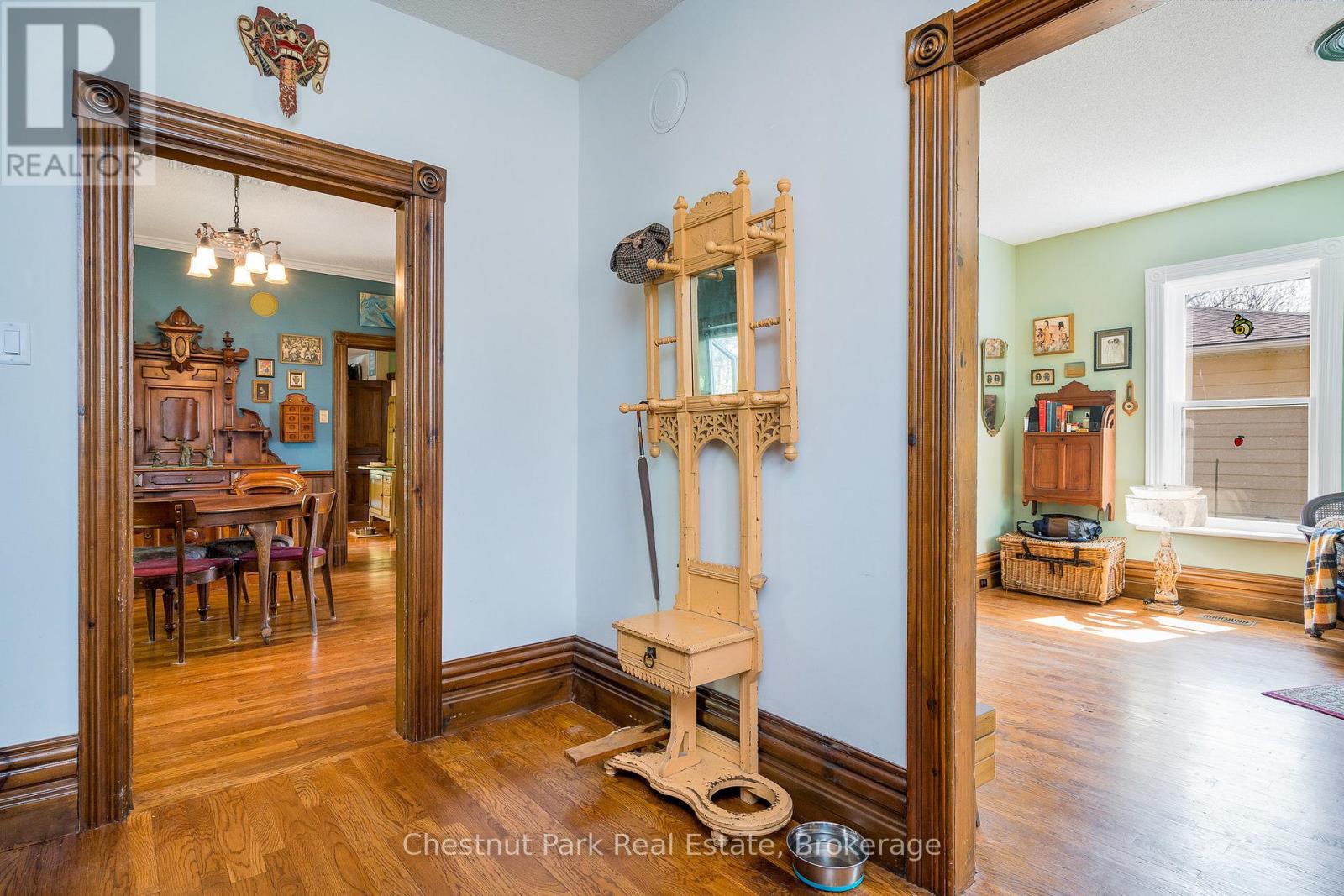 56 Napier Street E, Blue Mountains, Ontario  N0H 2P0 - Photo 7 - X12129990