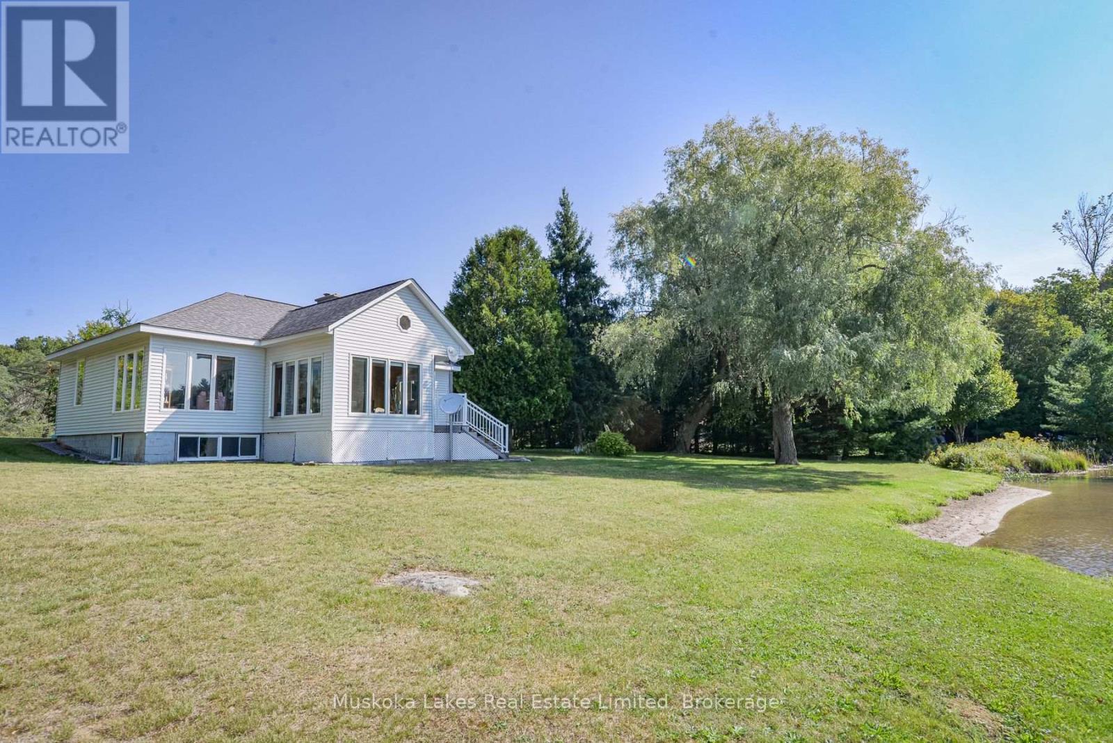 93 Steeles Road, Seguin, Ontario  P0C 1J0 - Photo 3 - X12130001