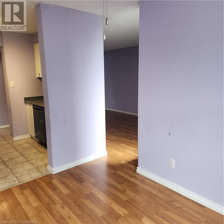 65 Silvercreek Parkway N Unit# 307, Guelph, Ontario  N1H 7R9 - Photo 23 - 40725823