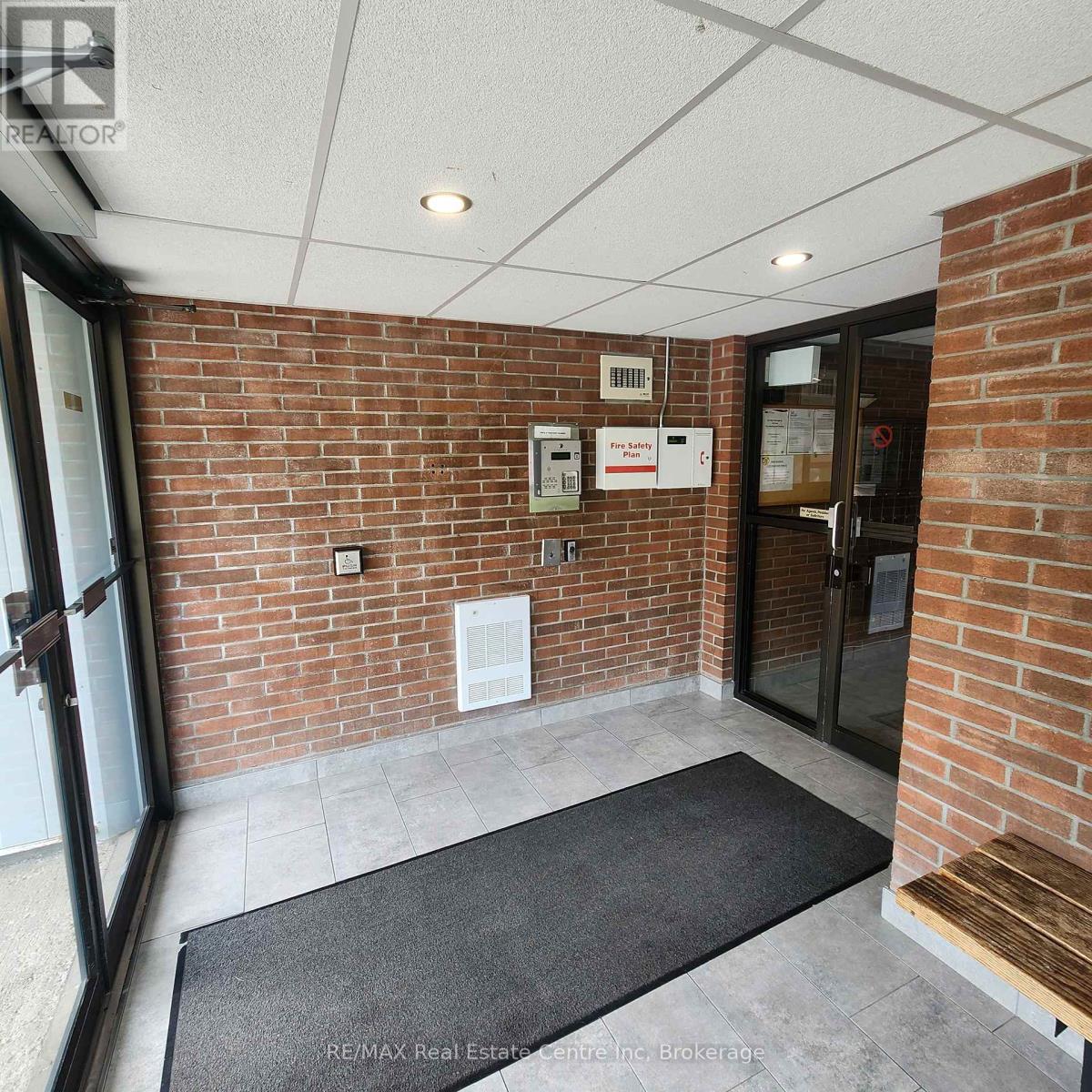 307 - 65 Silvercreek Parkway N, Guelph, Ontario  N1H 7R9 - Photo 7 - X12130227