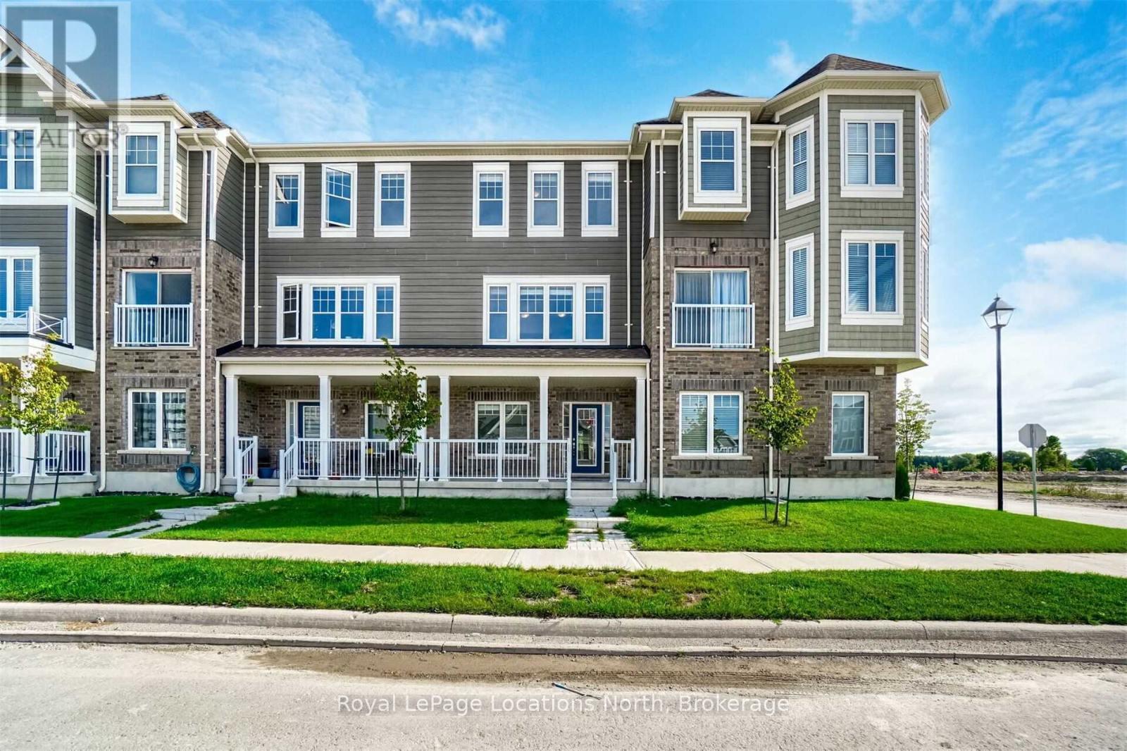 152 Village Gate Drive, Wasaga Beach, Ontario  L9Z 0J7 - Photo 1 - S12130390