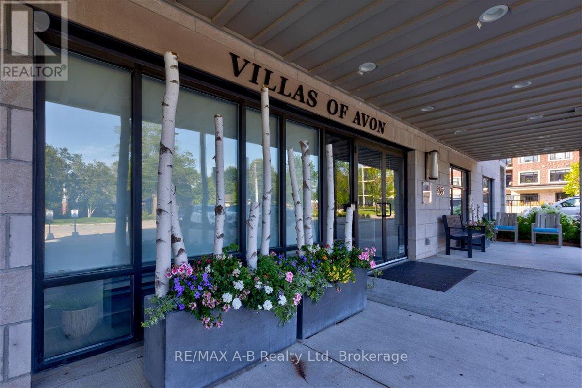 206 - 255 John Street N, Stratford, Ontario  N5A 0G7 - Photo 4 - X12130405