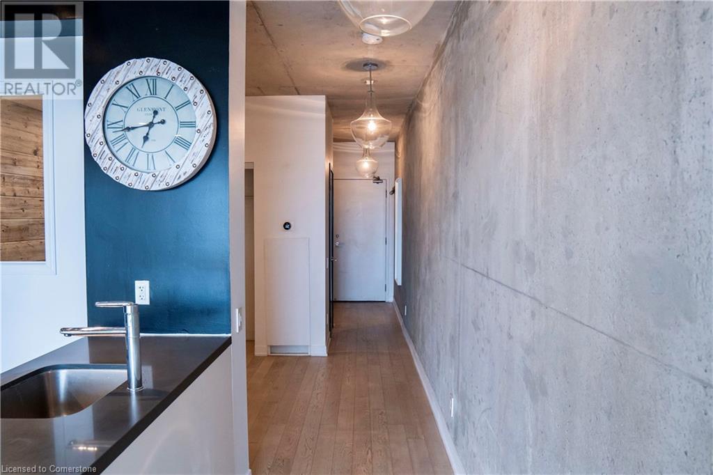 319 Carlaw Avenue Unit# 606, Toronto, Ontario  M4M 0A4 - Photo 2 - 40725600
