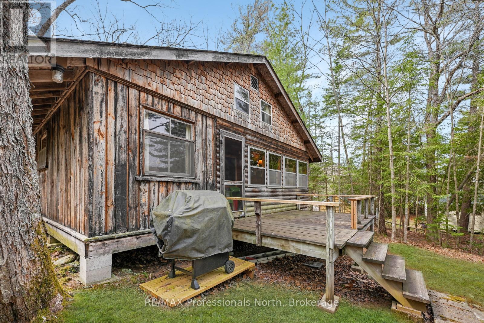 1011 Tadmore Trail, Dysart Et Al, Ontario  K0M 1S0 - Photo 8 - X12130515