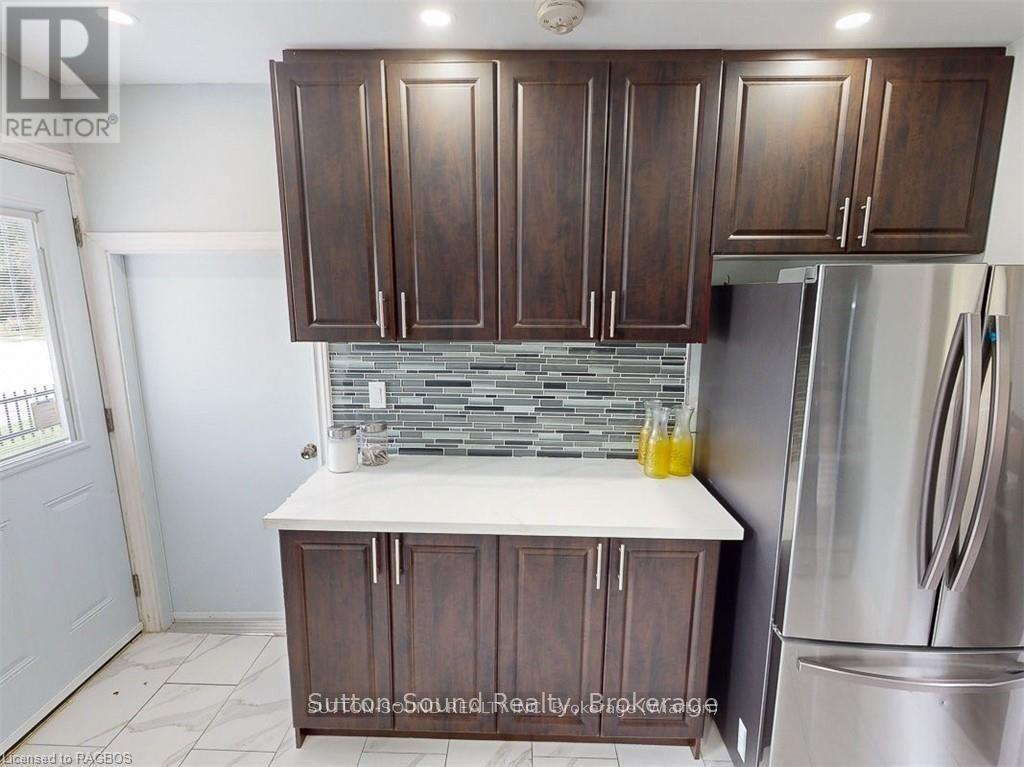514 Frank Street, South Bruce Peninsula, Ontario  N0H 2T0 - Photo 14 - X12130707