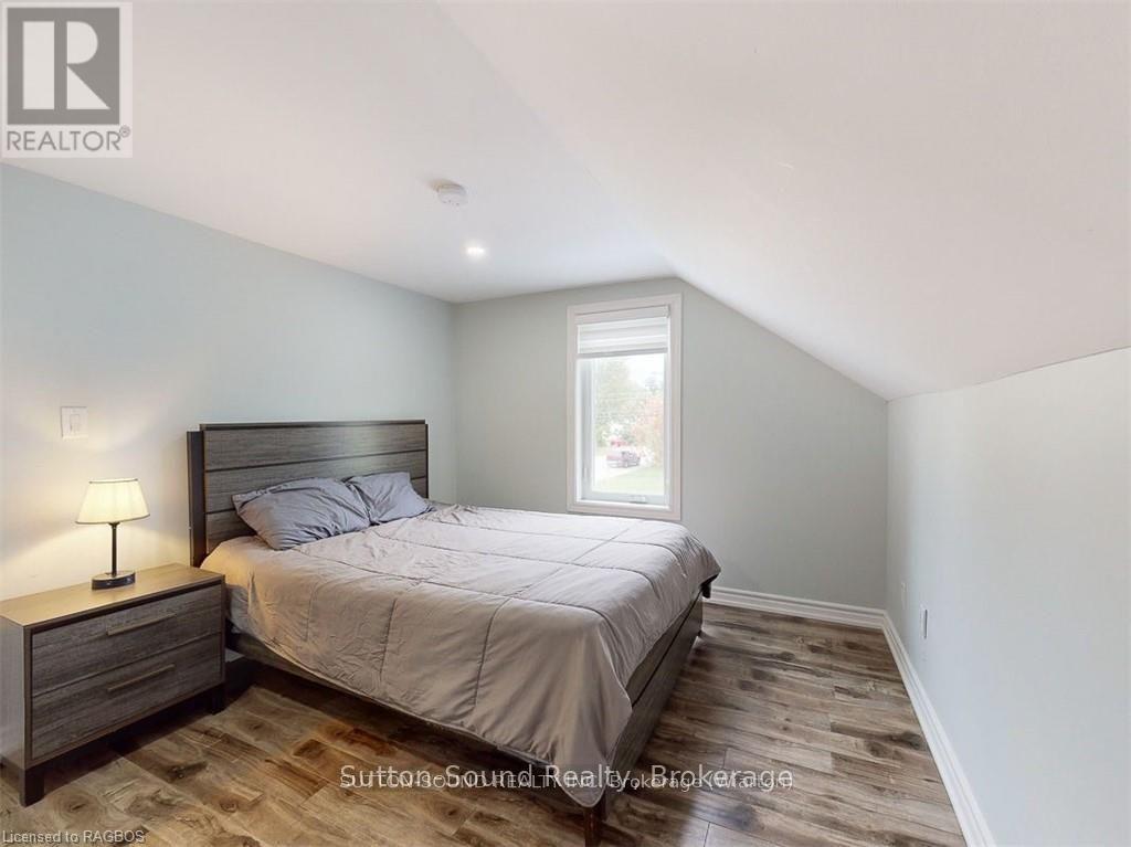 514 Frank Street, South Bruce Peninsula, Ontario  N0H 2T0 - Photo 18 - X12130707