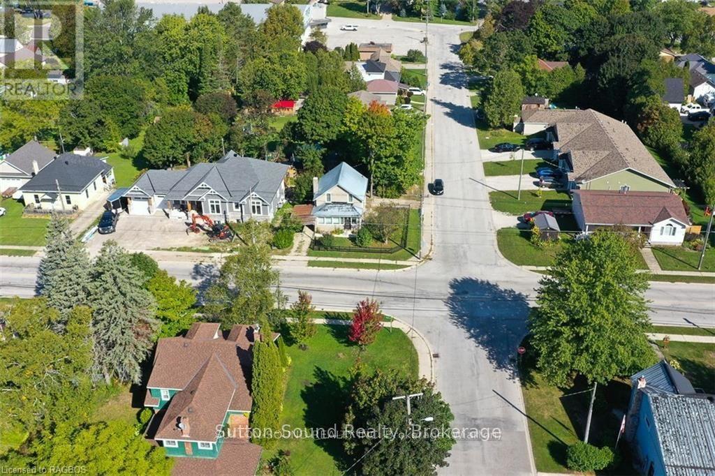 514 Frank Street, South Bruce Peninsula, Ontario  N0H 2T0 - Photo 30 - X12130707