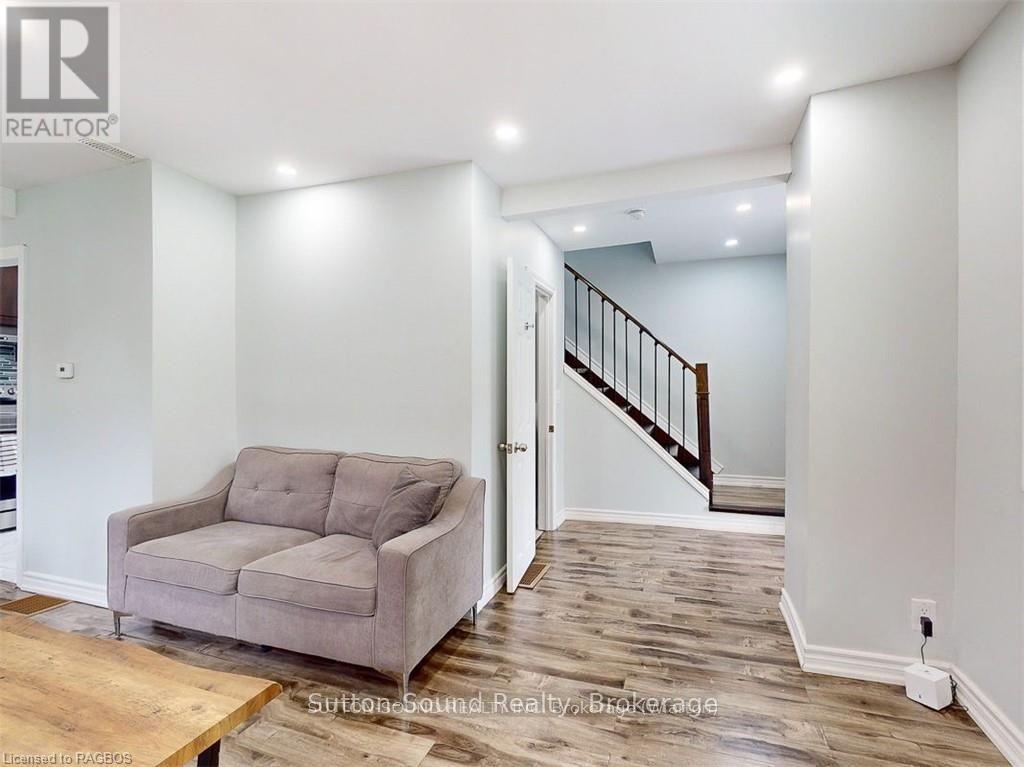 514 Frank Street, South Bruce Peninsula, Ontario  N0H 2T0 - Photo 7 - X12130707
