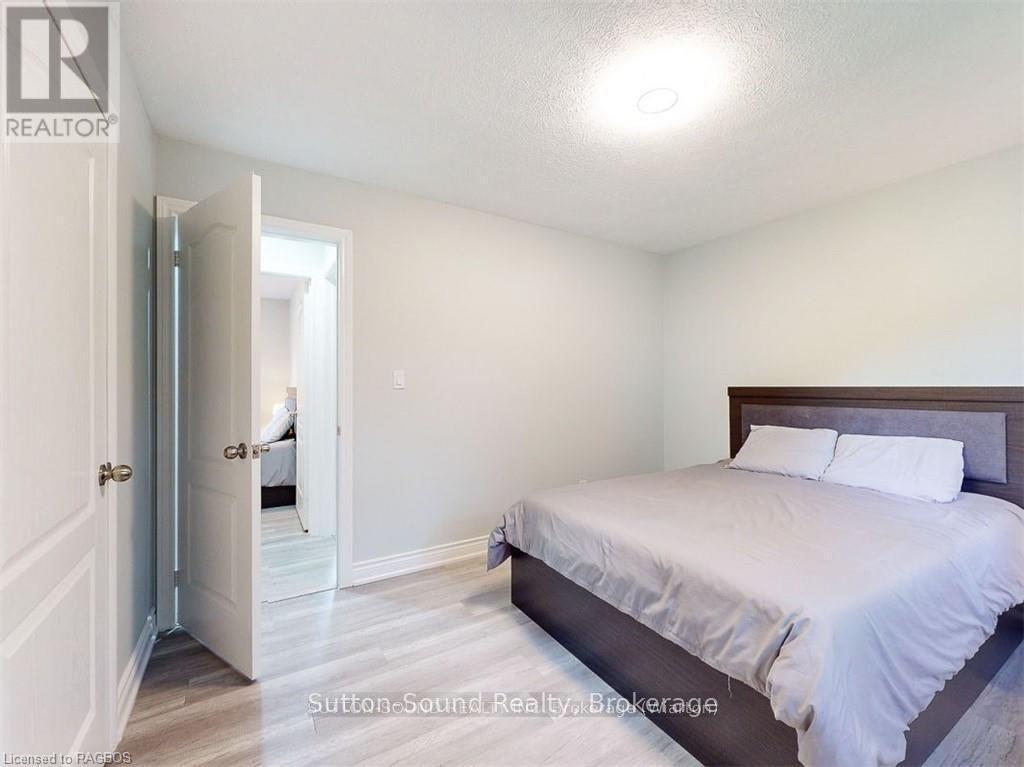 379 Isaac Street, South Bruce Peninsula, Ontario  N0H 2T0 - Photo 20 - X12130792