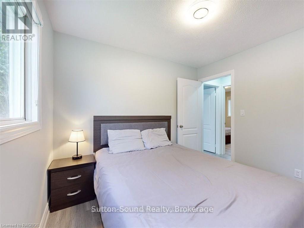 379 Isaac Street, South Bruce Peninsula, Ontario  N0H 2T0 - Photo 25 - X12130792