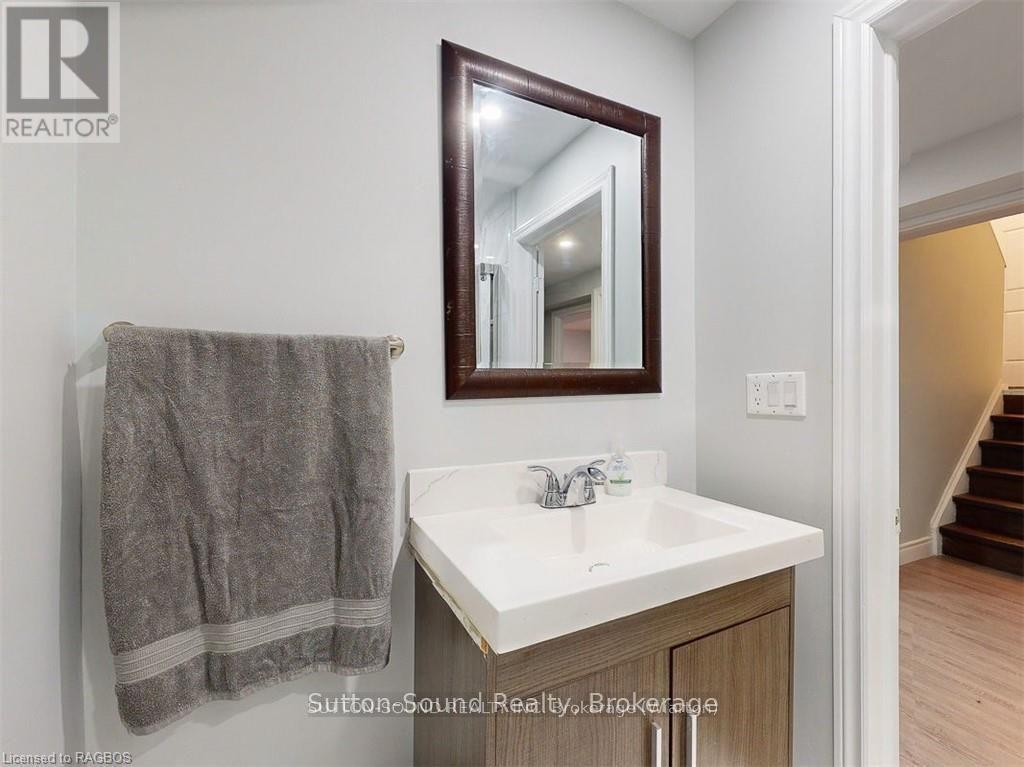 379 Isaac Street, South Bruce Peninsula, Ontario  N0H 2T0 - Photo 39 - X12130792