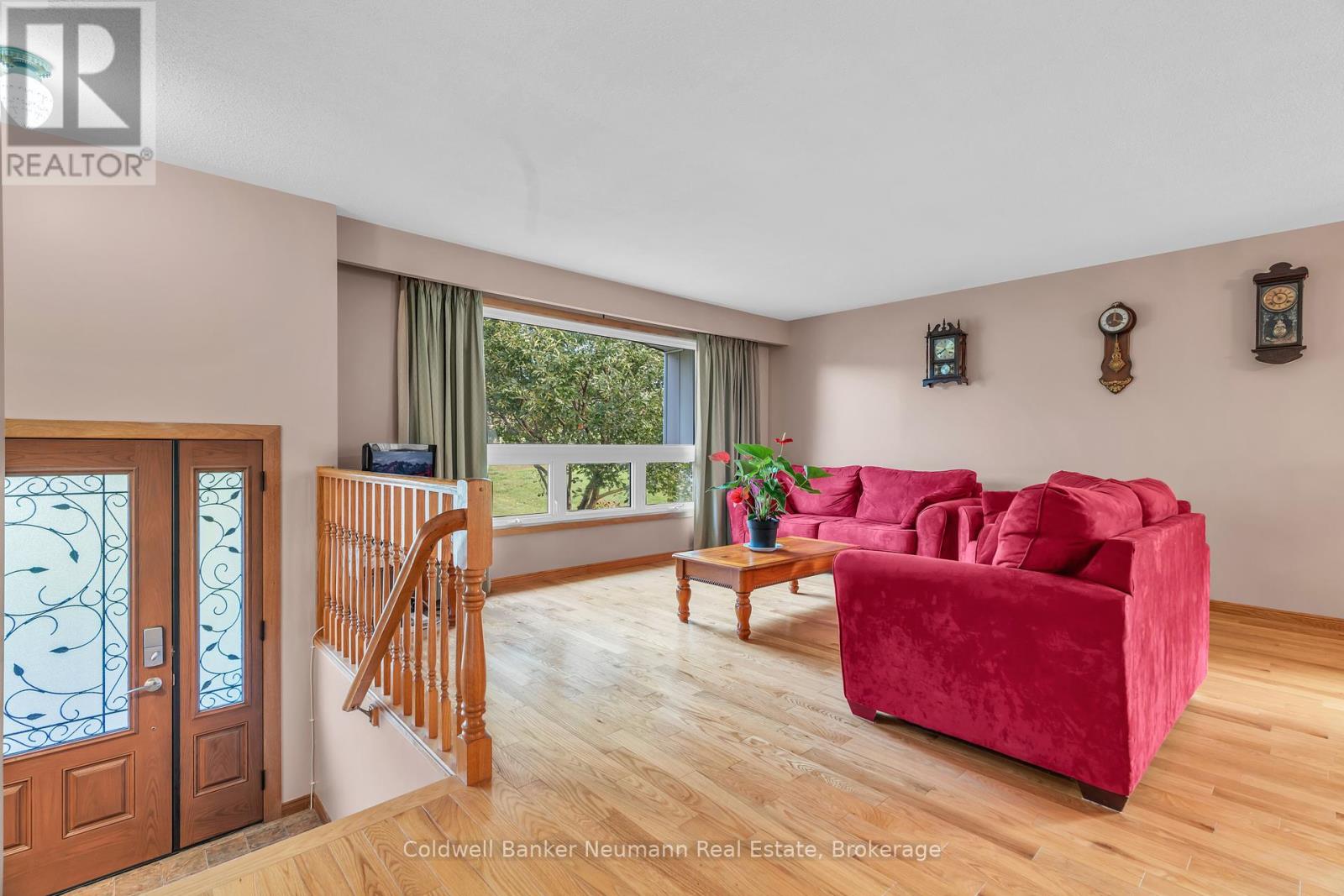2 Hamilton Drive, Guelph/eramosa, Ontario  N1E 0N9 - Photo 3 - X12130820
