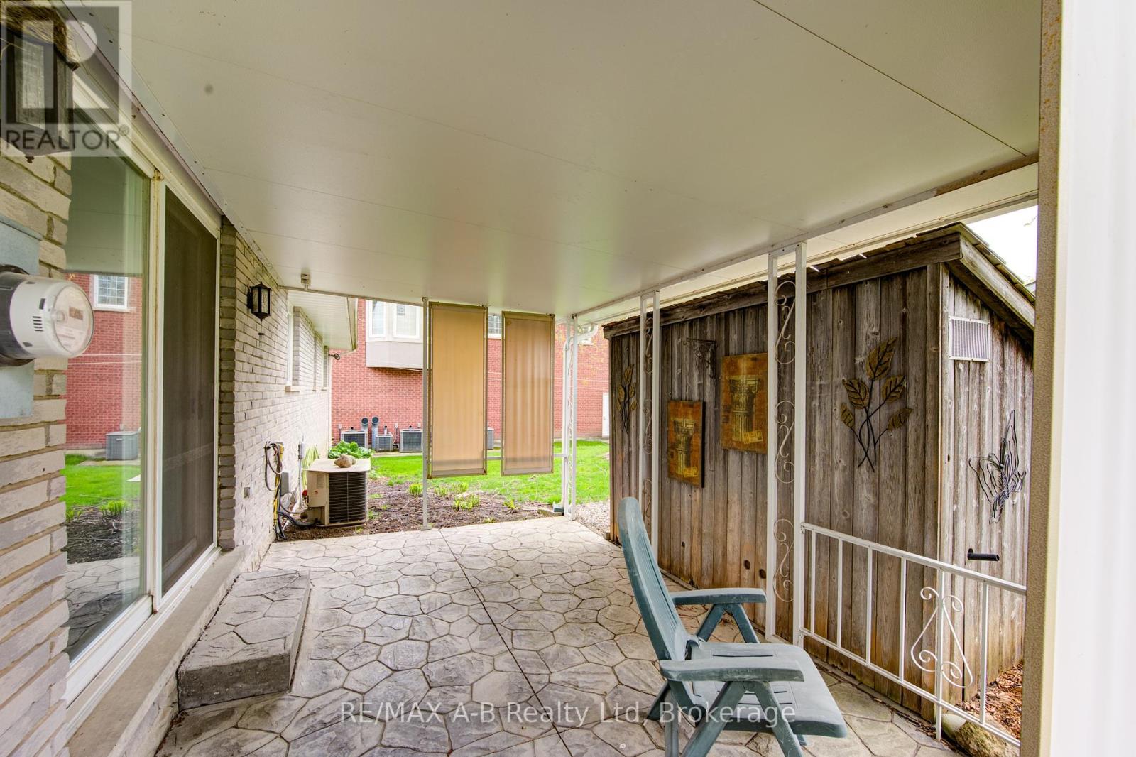 99 Woodstock Street N, East Zorra-Tavistock, Ontario  N0B 2R0 - Photo 5 - X12130918
