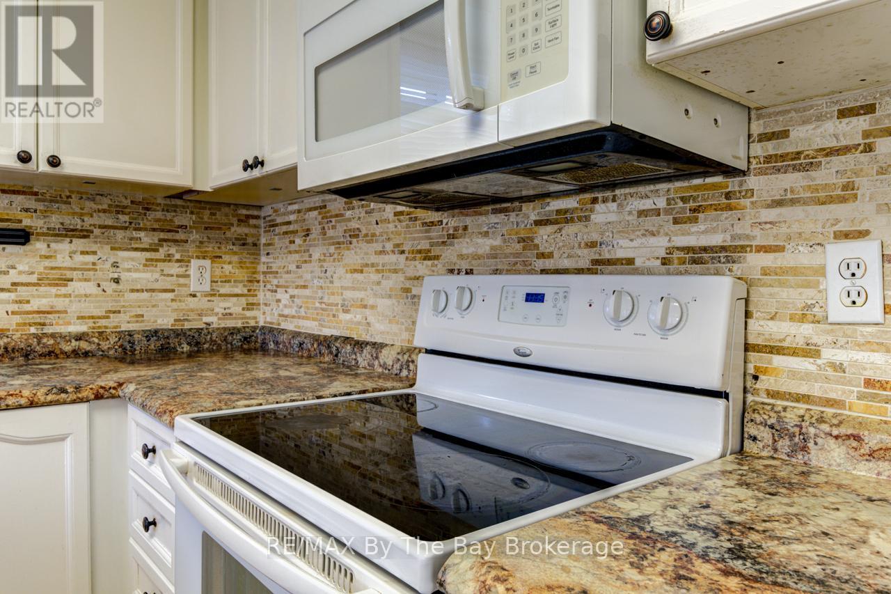 12 Acorn Crescent, Wasaga Beach, Ontario  L9Z 1L6 - Photo 19 - S12131054