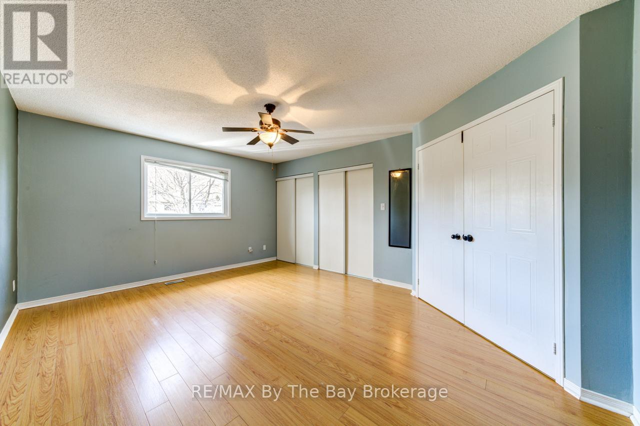 12 Acorn Crescent, Wasaga Beach, Ontario  L9Z 1L6 - Photo 26 - S12131054