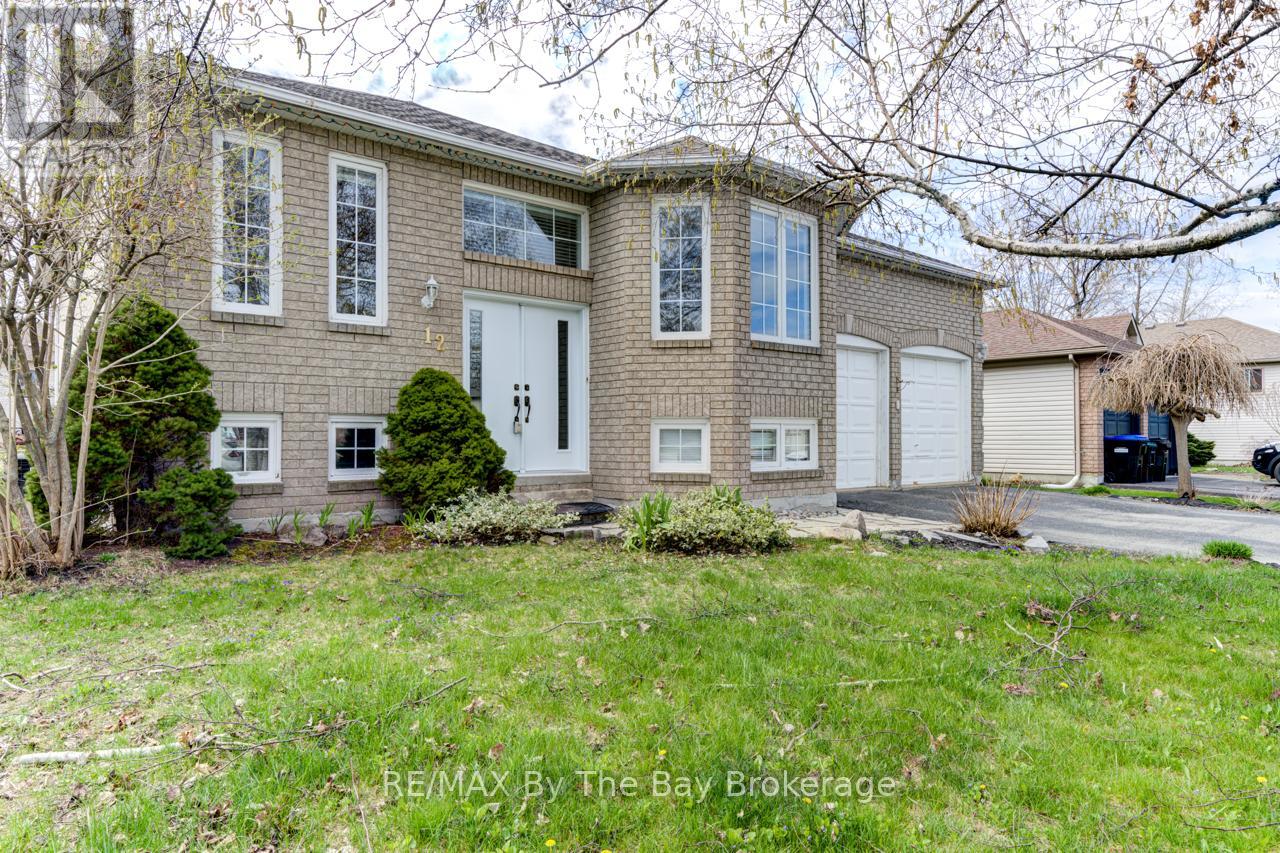 12 Acorn Crescent, Wasaga Beach, Ontario  L9Z 1L6 - Photo 5 - S12131054