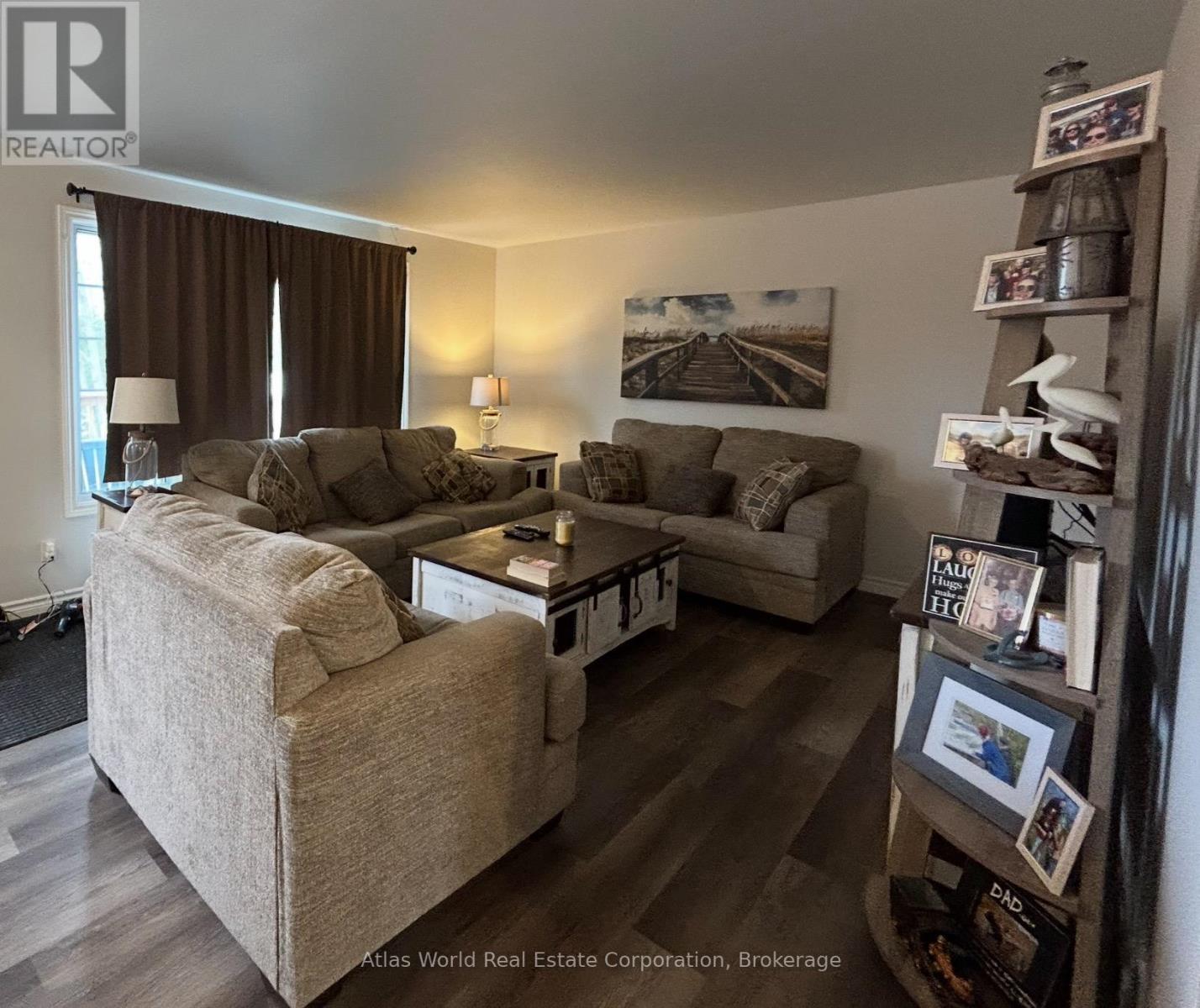 35 Pottawatomie Drive, Saugeen Shores, Ontario  N0H 2L0 - Photo 8 - X12131039