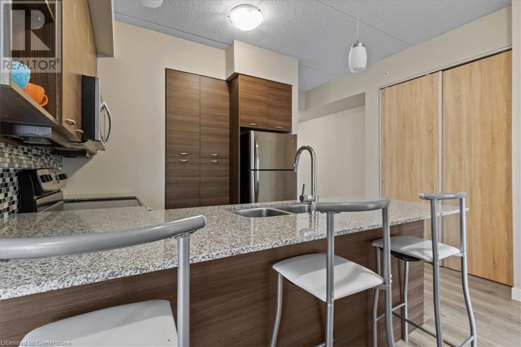 318 Spruce Street Unit# 805, Waterloo, Ontario  N2L 3M7 - Photo 15 - 40725783