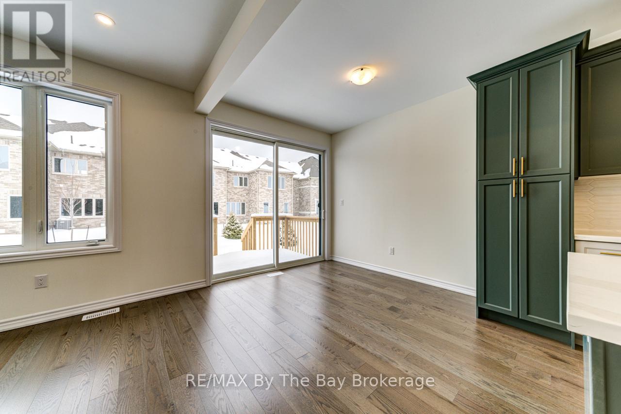 17 Sun Valley Avenue, Wasaga Beach, Ontario  L9Z 0N6 - Photo 16 - S12131385