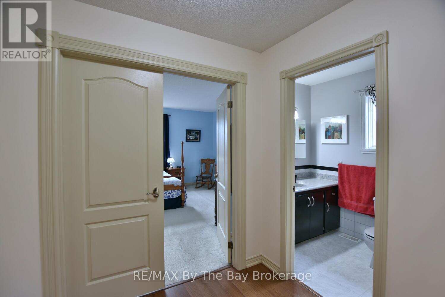15 Innisbrook Drive, Wasaga Beach, Ontario  L9Z 1G3 - Photo 15 - S12131572