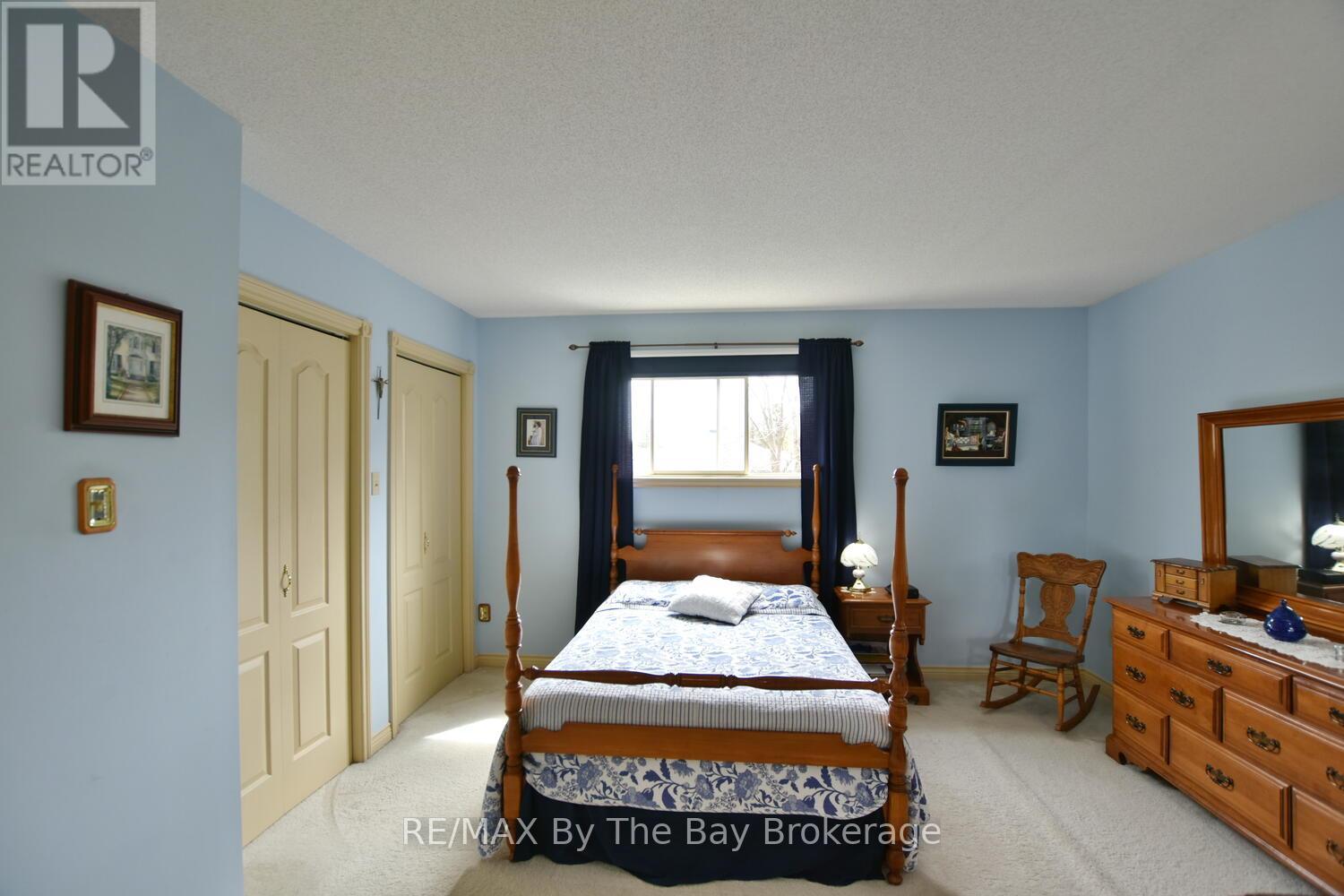 15 Innisbrook Drive, Wasaga Beach, Ontario  L9Z 1G3 - Photo 16 - S12131572
